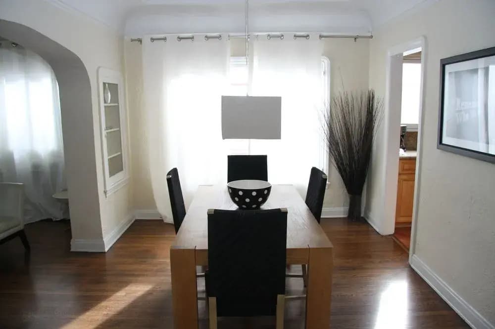 Vintage Two Bedroom La Vacation Rentals, Unit 4 - Rud 82197