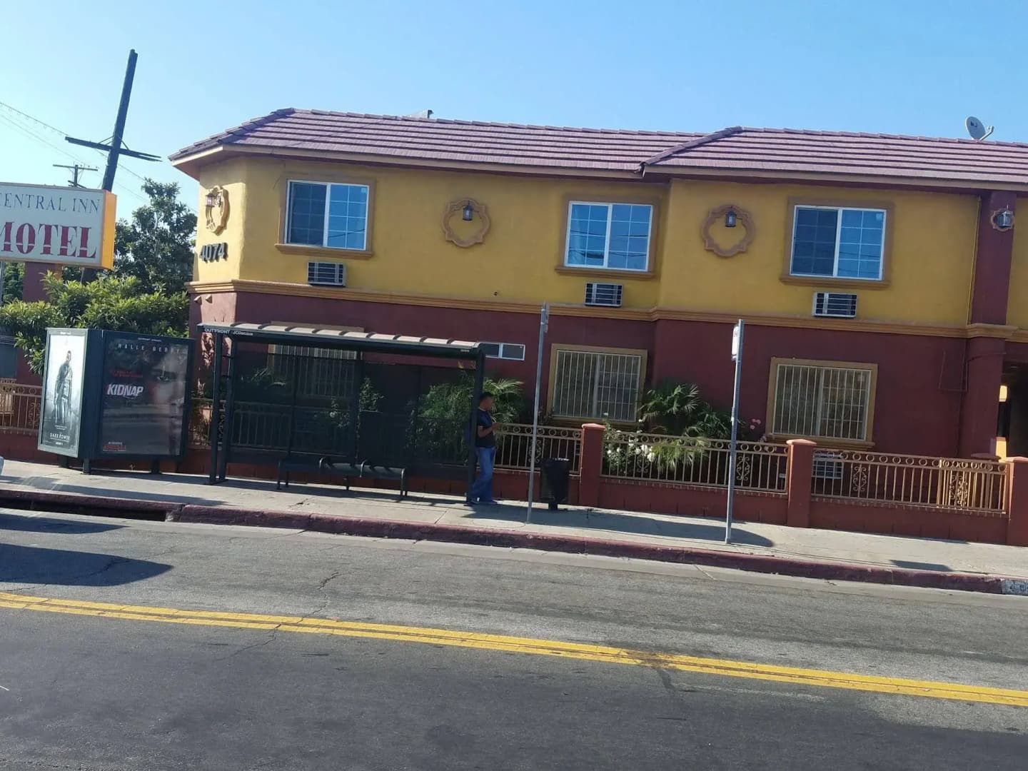 Central Inn Motel on 41 Street