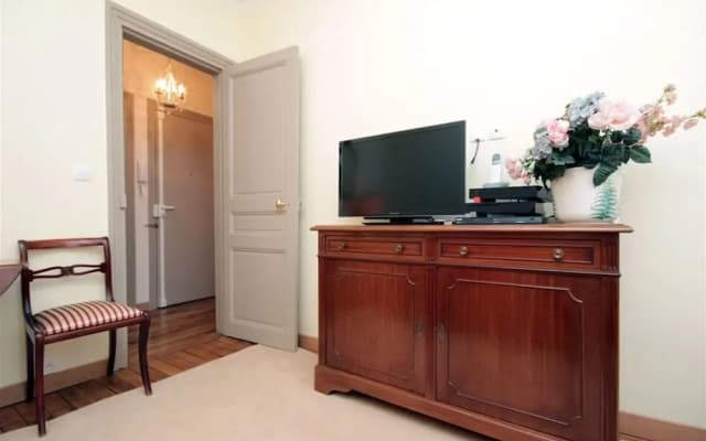 2 rooms - next to the Eiffel tower - Trocadéro — zdjęcie 2