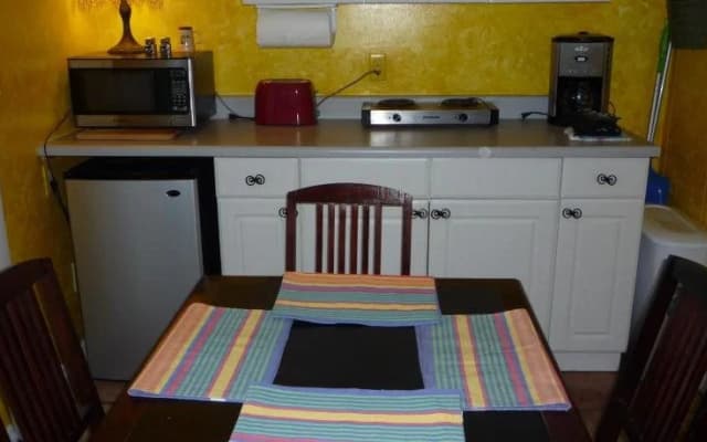 Woodland Hills Calabasas Guesthouses — zdjęcie 5