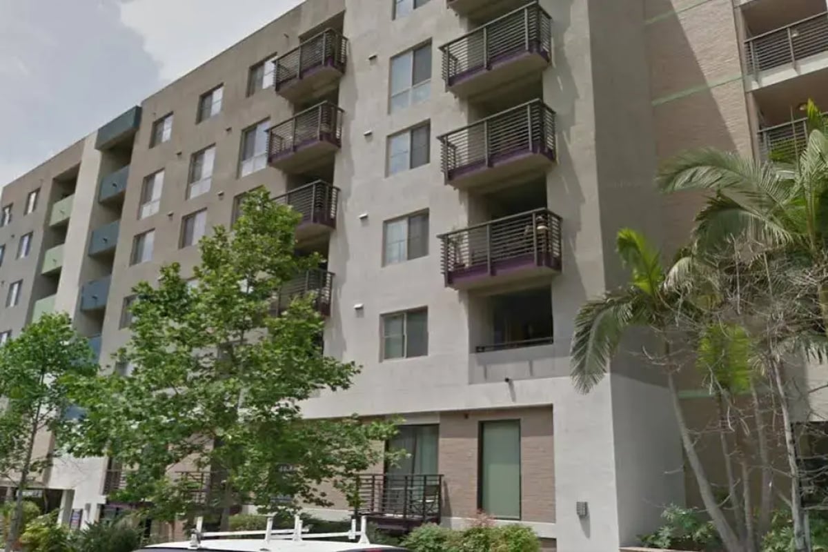 Hollywood and Highland Apartment