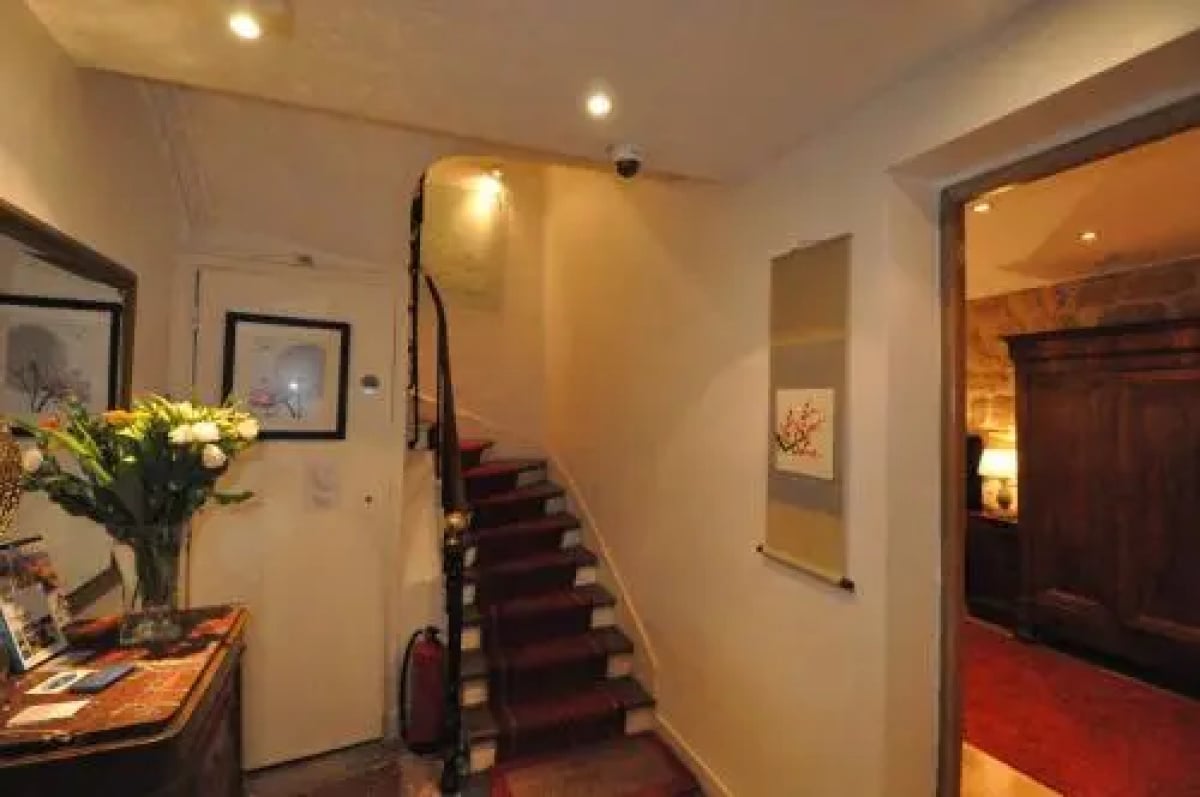 1 Bedroom Apartment In Montmartre