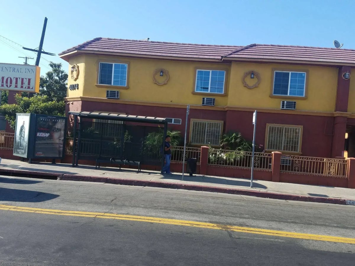 Central Inn Motel on 41 Street