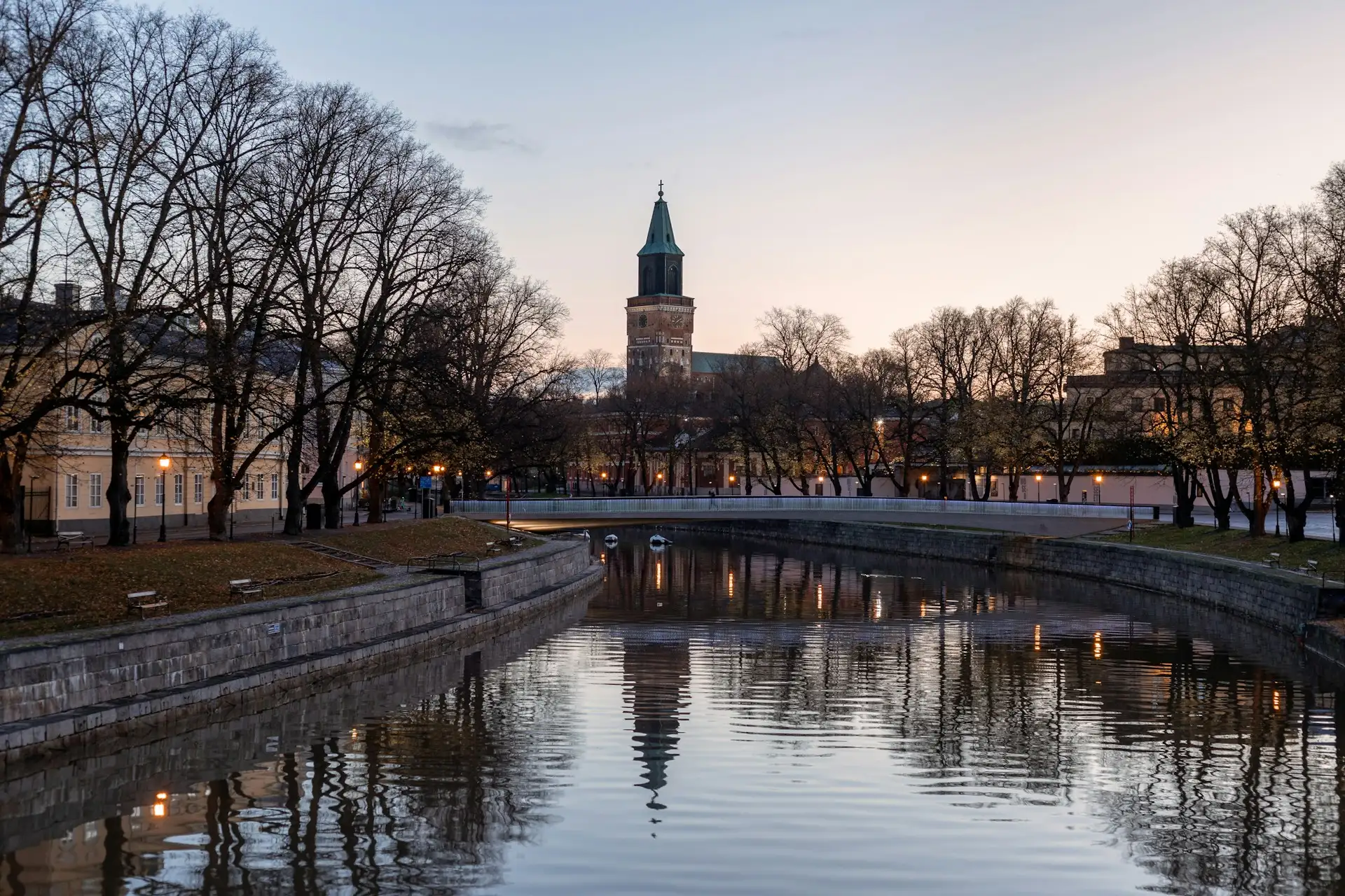 Tanie loty do Turku (TKU)