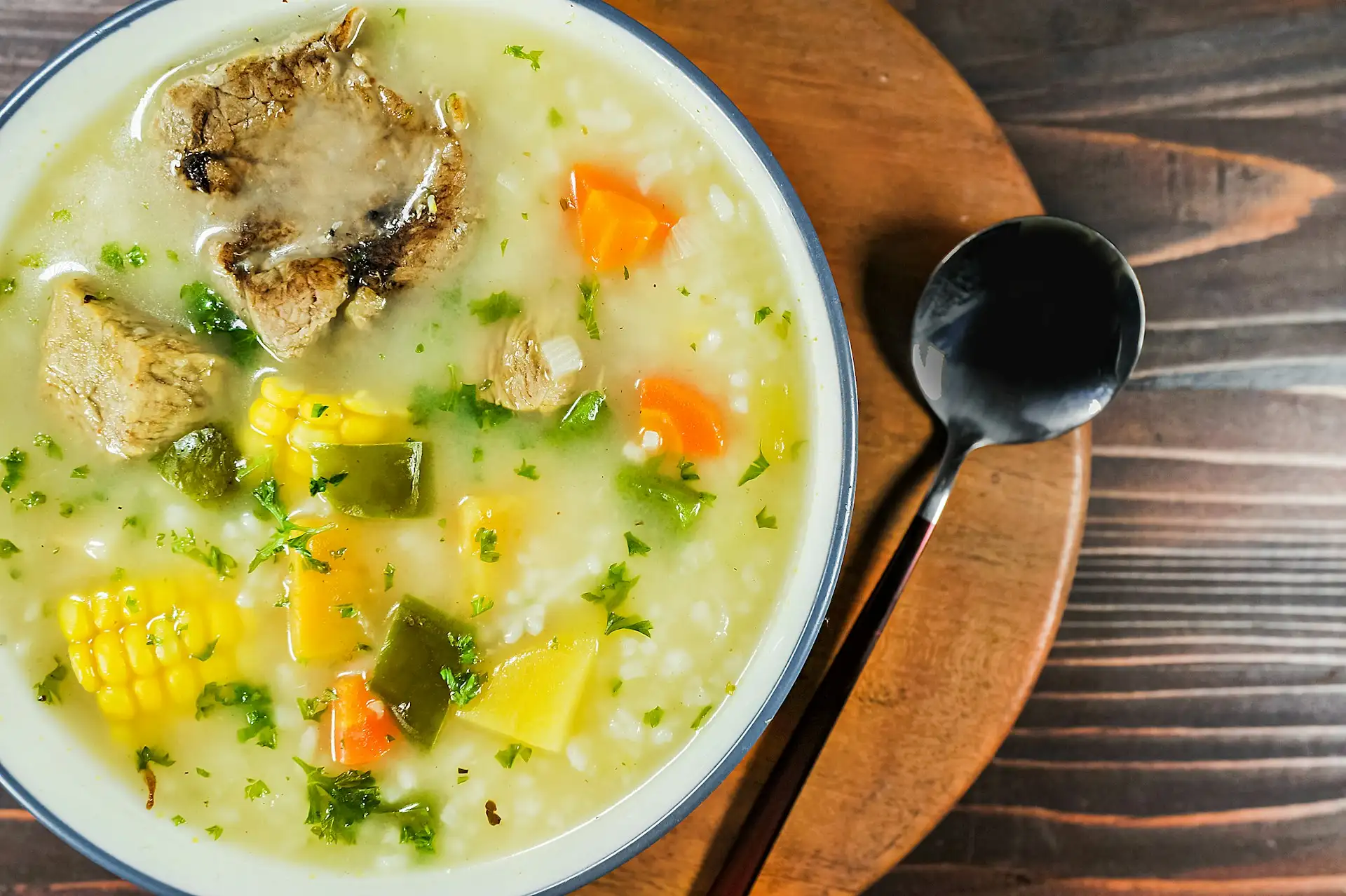 Potrawa Sancocho - tradycyjna kuchnia Dominikana