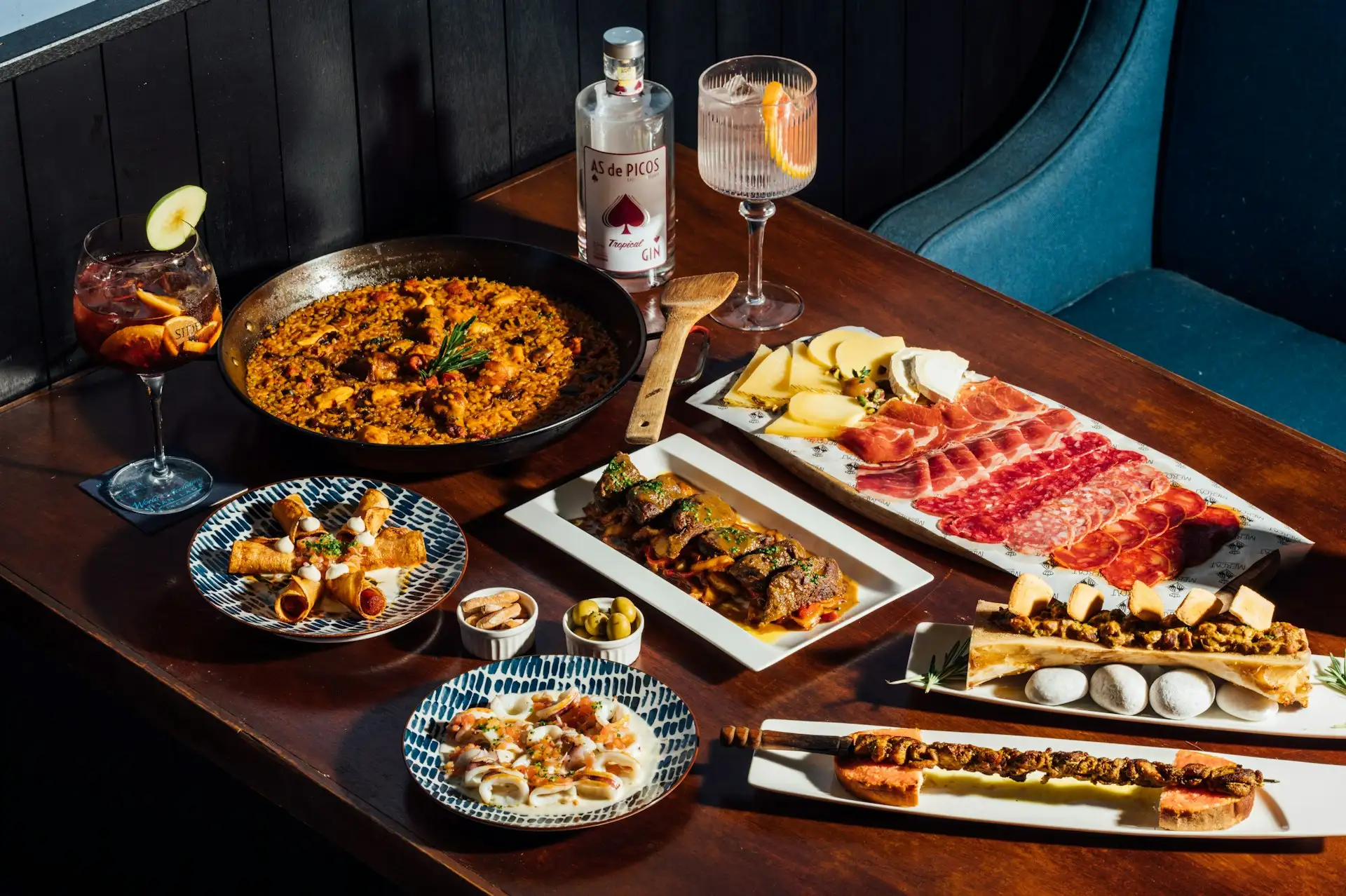Tapas i Pintxos